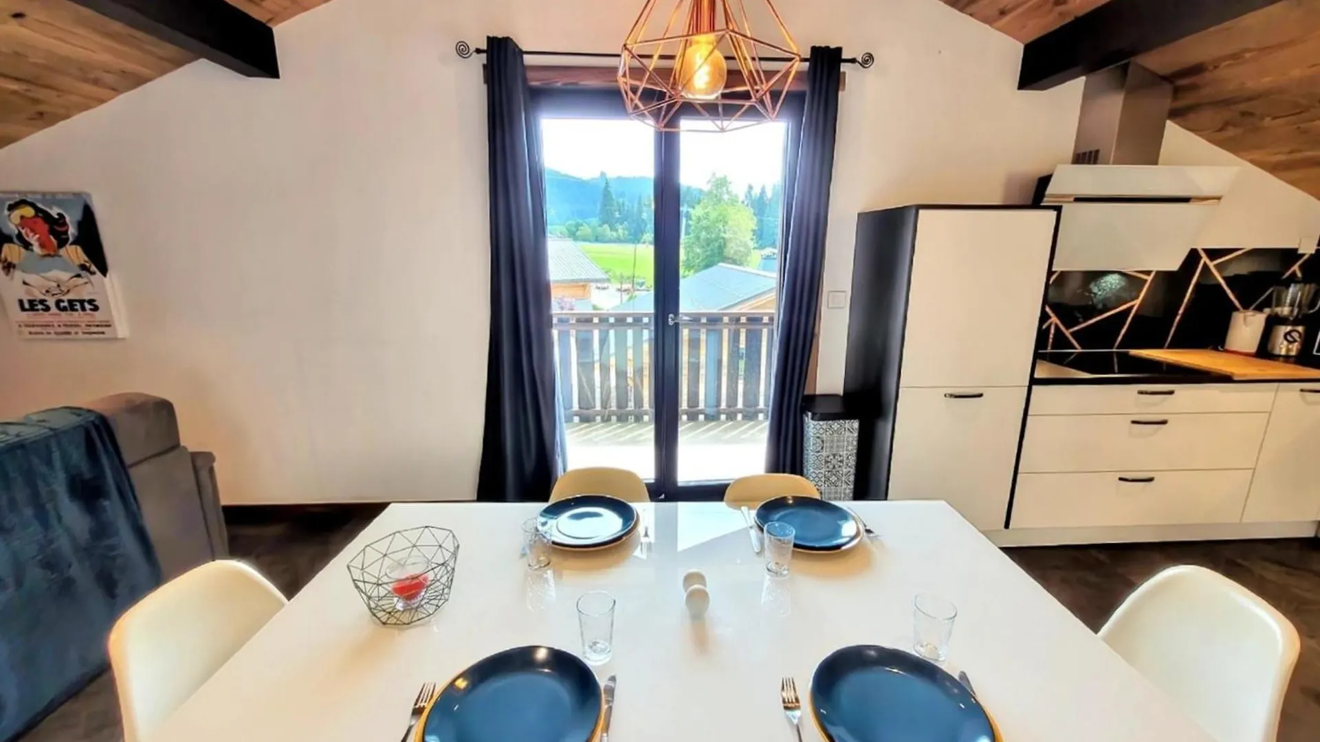 Appartement Lumineux 2 Suites, Proche Pistes Et Au Calme - Les Gets - Fr-1-598-173 0*,